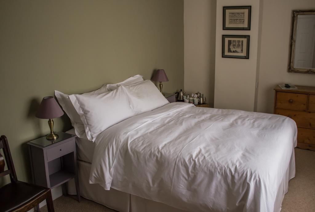Bed and Breakfast Fantinos Тирск Номер фото